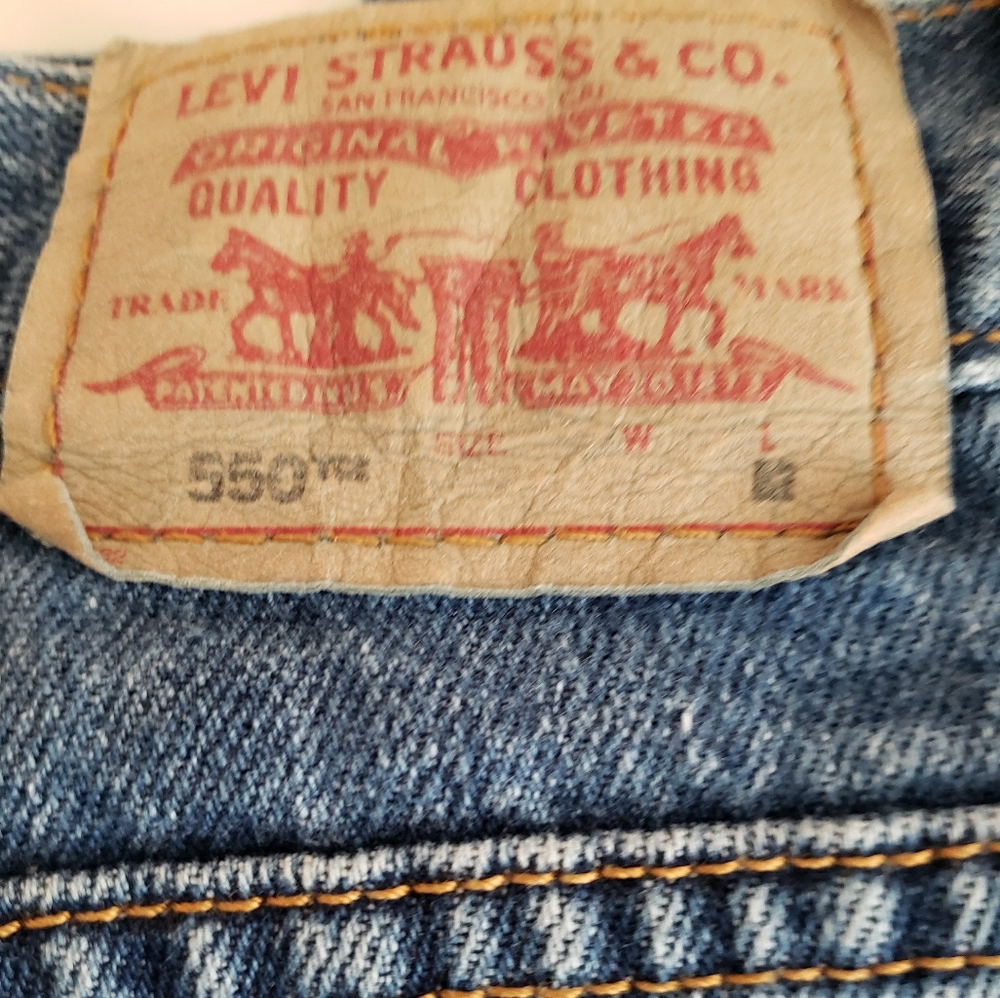 Levi's 550 Womens relaxed jeans